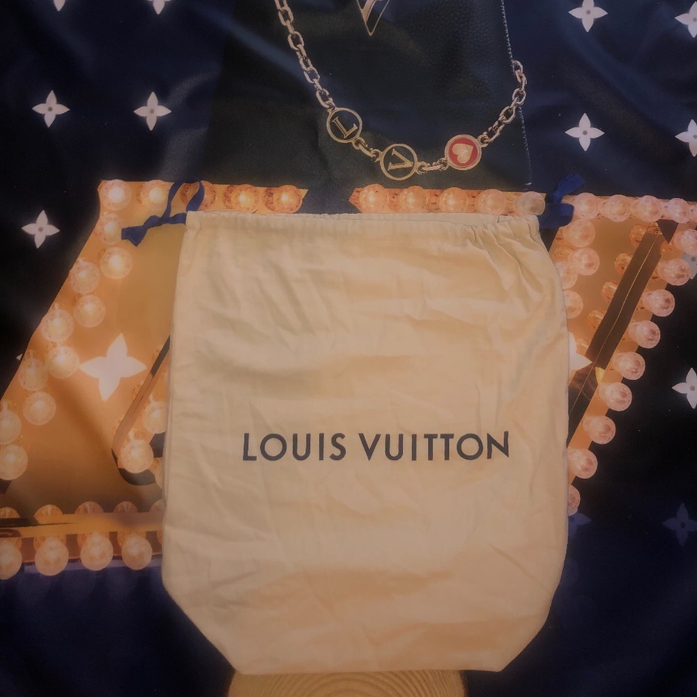 Louis Vuitton 17x20x7 Large Drawstring Dust Bag